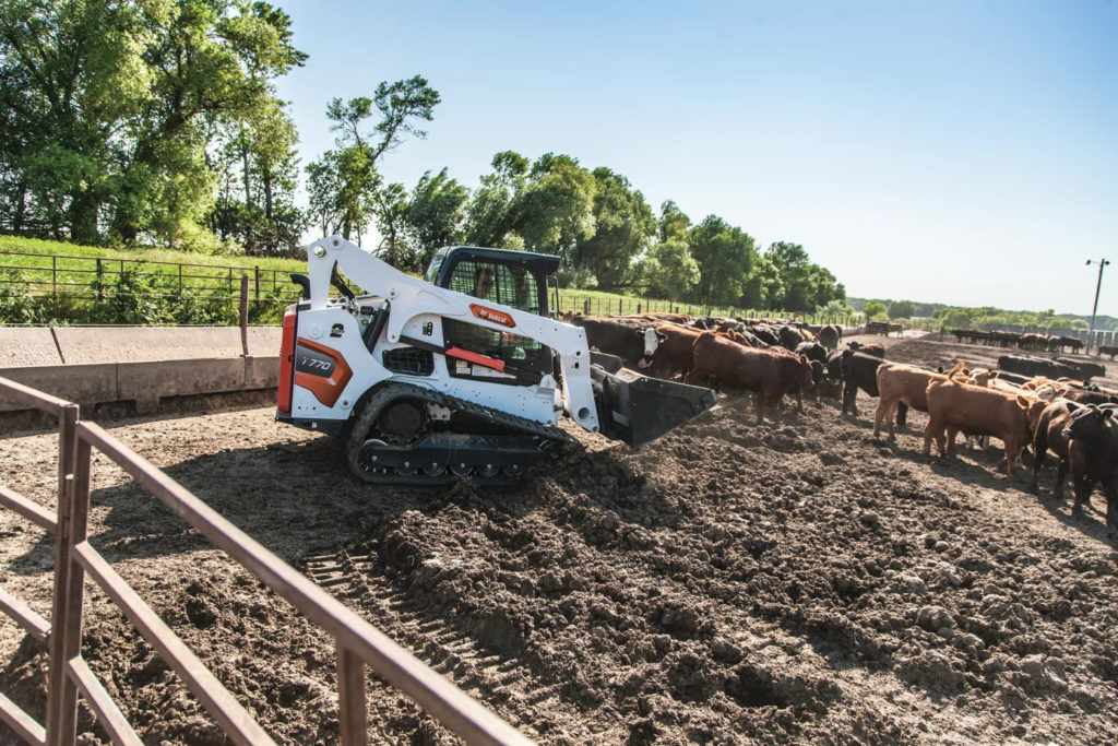 Bobcat T770 Compact Track Loader