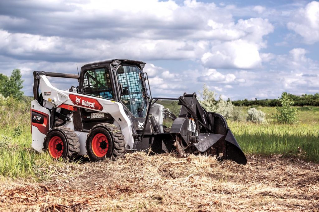 Bobcat S76 for doing challenging work