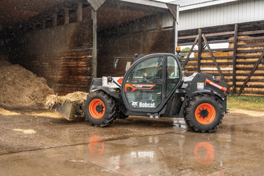 Bobcat TL619 telehandler