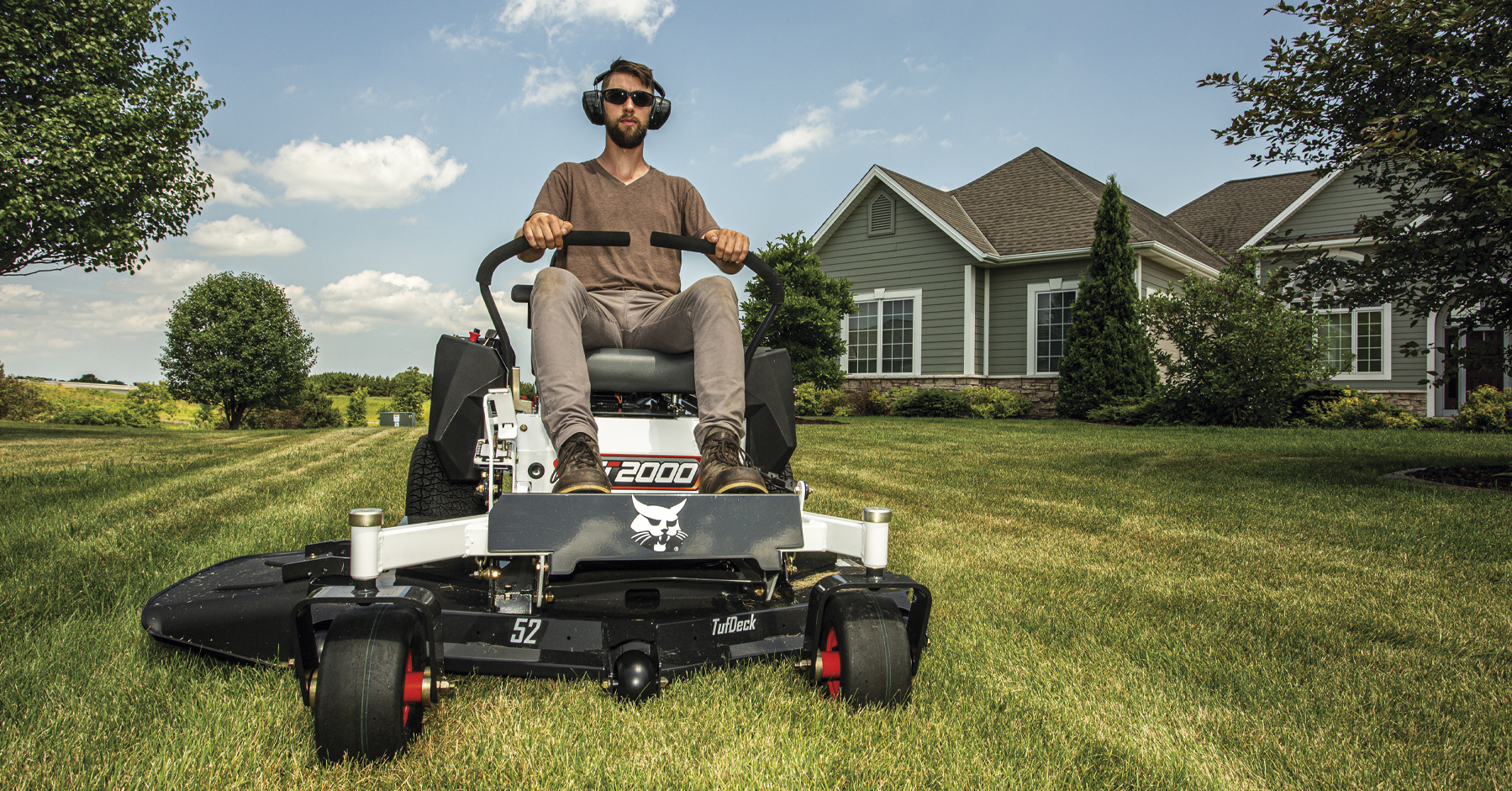 8 Tips for a Perfectly Maintained Lawn This Spring