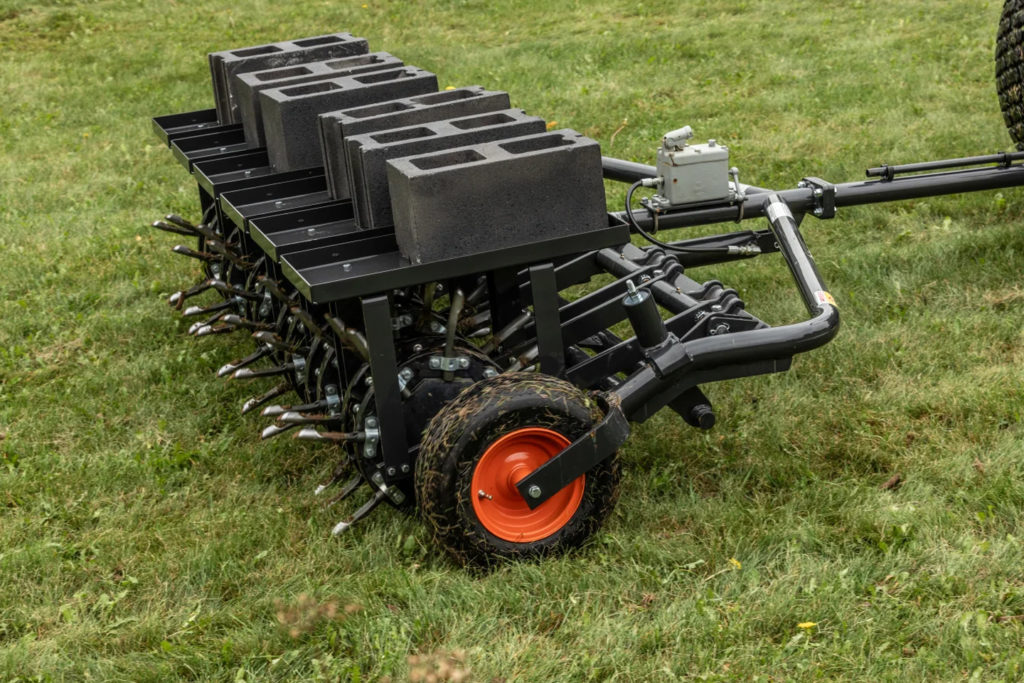Bobcat AE72 Tow-Behind Aerator