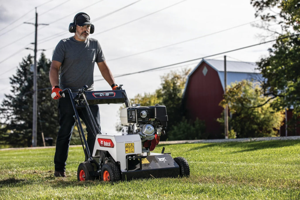 Bobcat DT19 Dethatcher