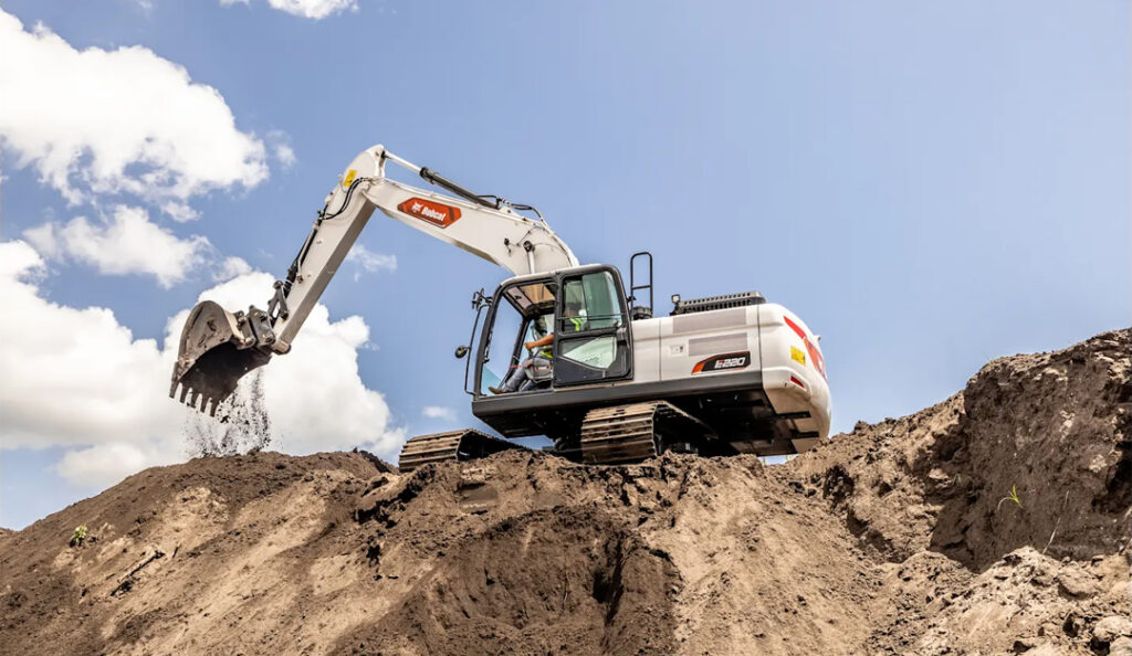 Bobcat E220 Large Excavator - 1