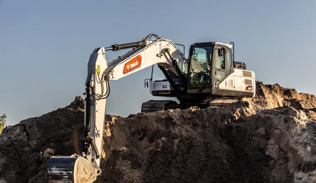 Bobcat E220 Large Excavator - 3