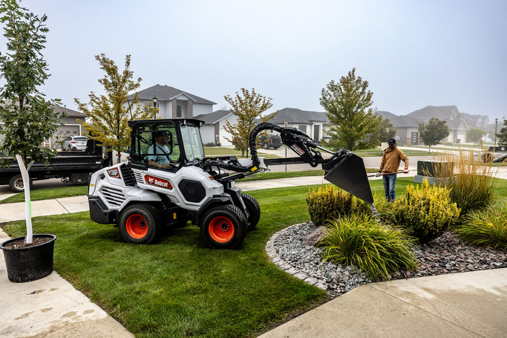 Bobcat L35 Small Articulated Loader