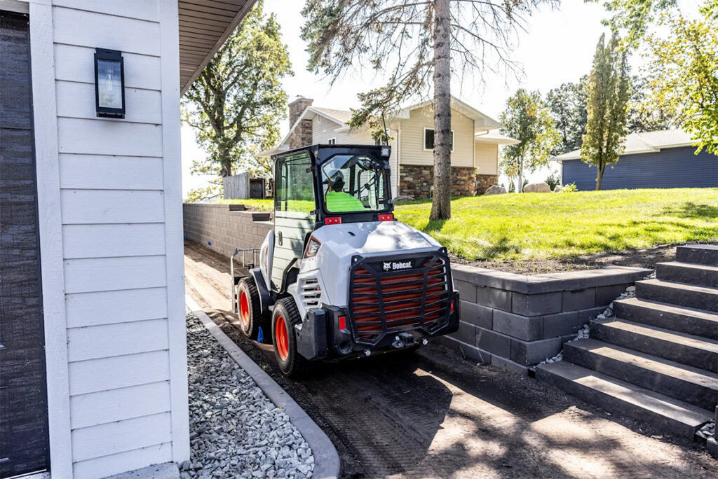 Bobcat L35 Small Articulated Loader