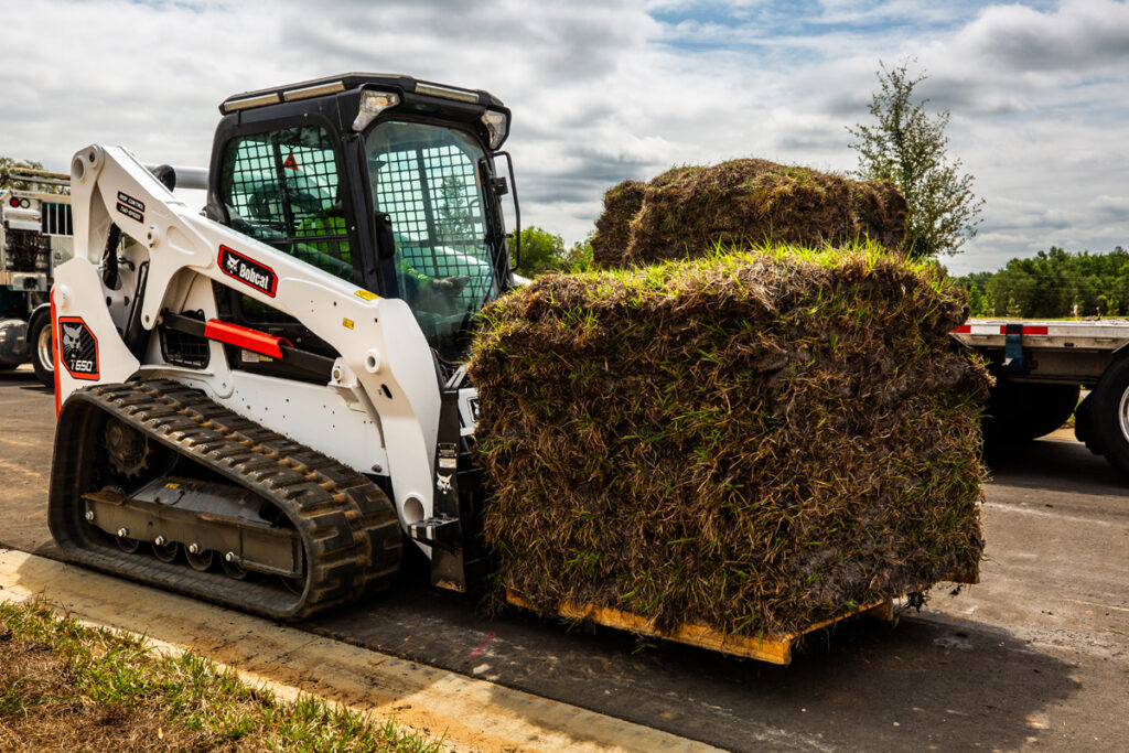 Bobcat T650 Classic Skid-Steer Loader