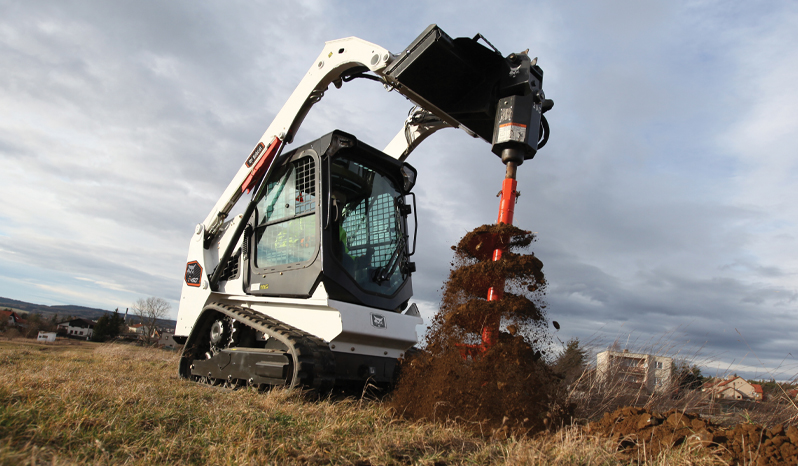 Bobcat T450 Classic Compact Track Loader