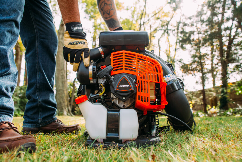ECHO PB-9010T Backpack Blower
