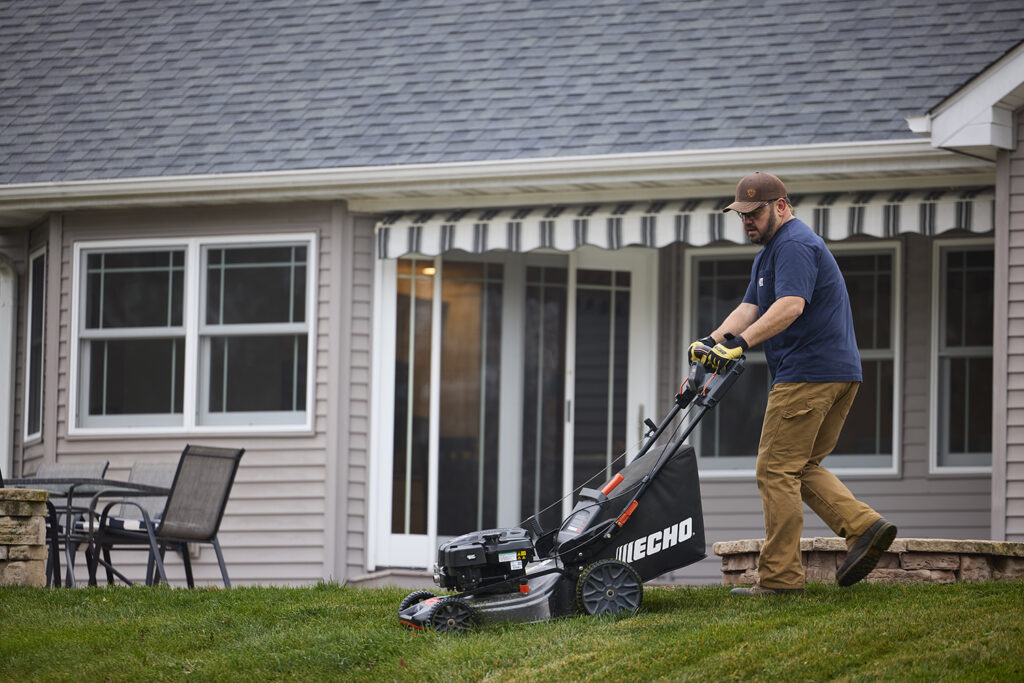 ECHO LM-2119SP Lawn Mower