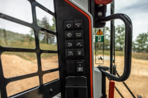 Bobcat T76-2 Pro Compact Track Loader