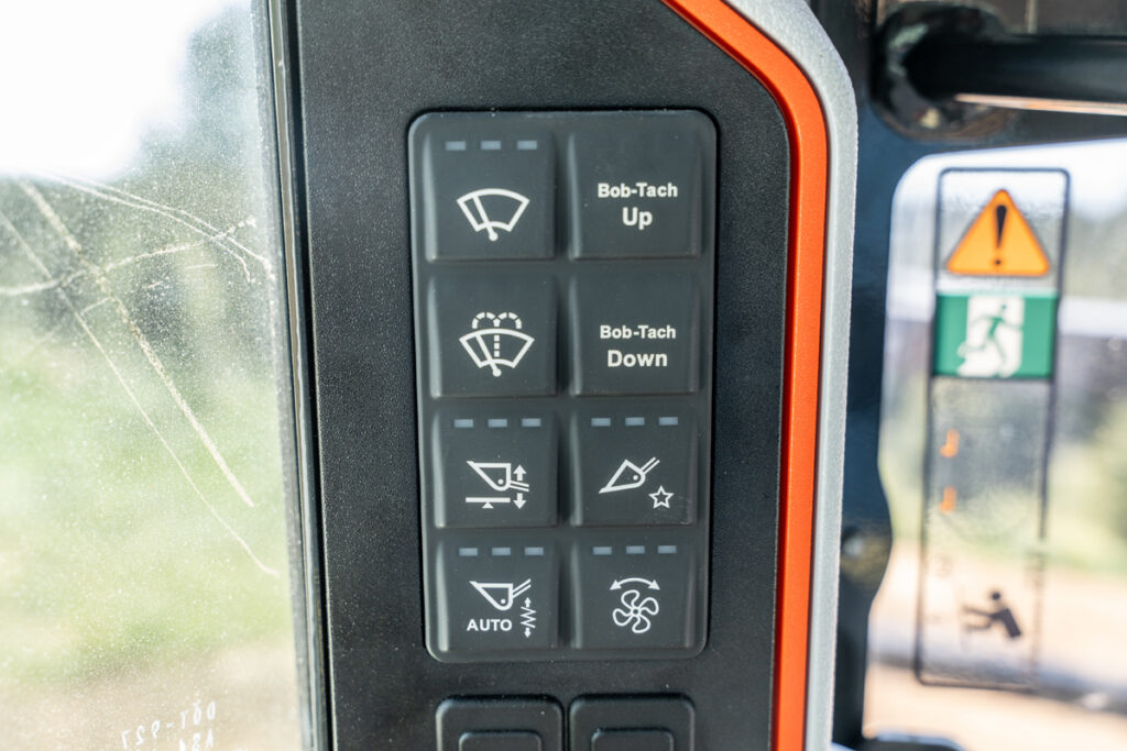 Bobcat T86-2 Pro Compact Track Loader